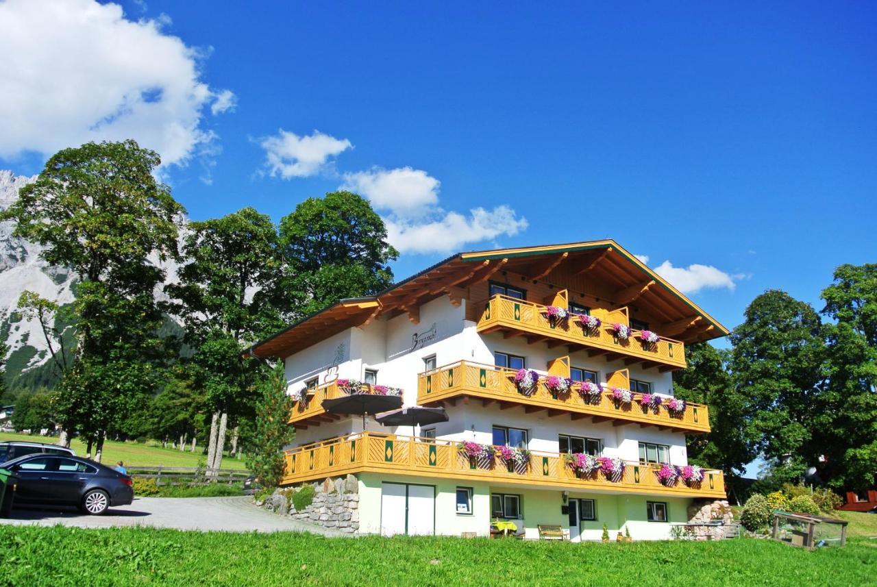 Pension Bergpracht Ramsau am Dachstein Exterior photo
