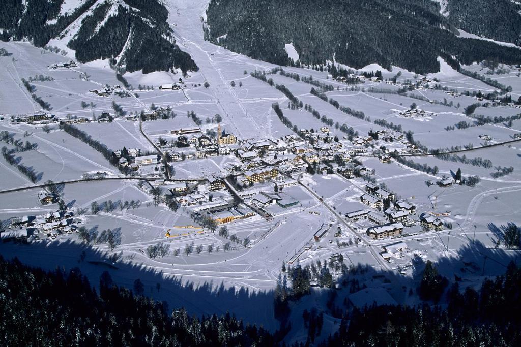 Pension Bergpracht Ramsau am Dachstein Exterior photo